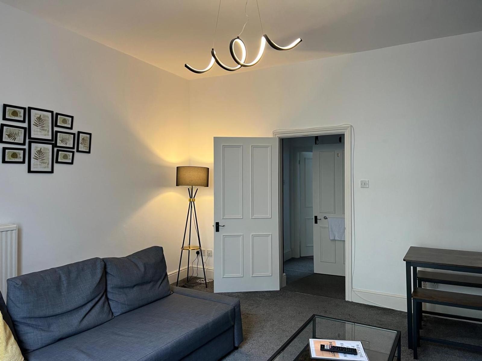 Centralised Meridian Place By Prescott Apartments Bristol Dış mekan fotoğraf